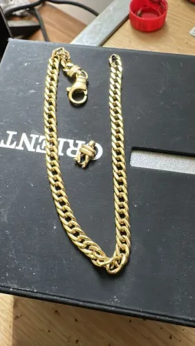 Vendo pulseira de ouro 18 k 5,6 gramas