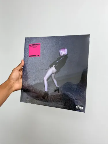 Vinil/LP LACRADO - ADELA The Provocateur Urban Outfitters