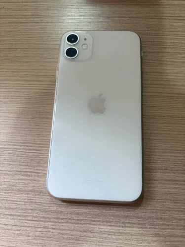 iPhone 11 (128gb) - Branco