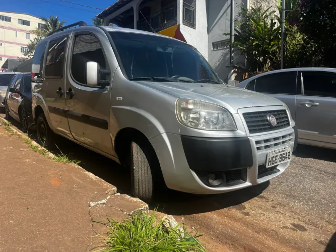 Fiat Doblo ELX 1.4 MPI Fire Flex 8V 4P 2011