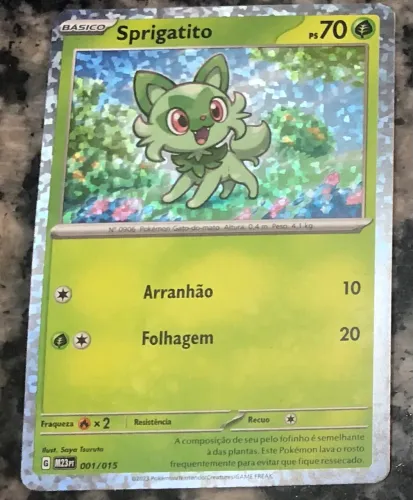 Carta Holográfica Pokemon TCG Coleção McLanche Feliz Batalha Suprema - Sprigatito