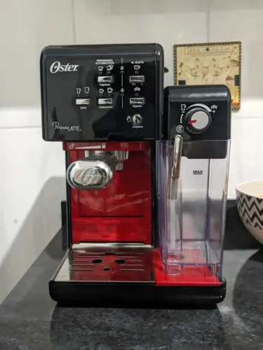 Cafeteira Espresso PrimaLatte II, 127V, faz expresso e cápsulas