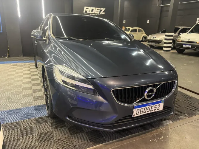 Volvo V40 T-4 Momentum 2.0 Aut. 2019