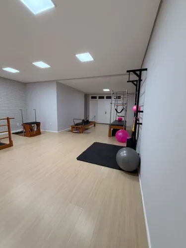 Alugo sala de pilates por hora