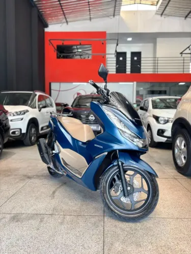 PCX 160 DLX 2023 - impecável!