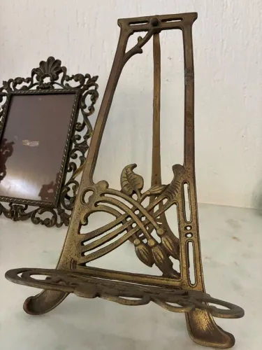 Porta bíblia/ partitura em bronze