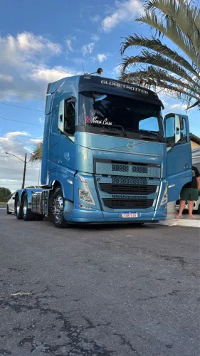 Volvo FH 540 6x4 2022 impecável