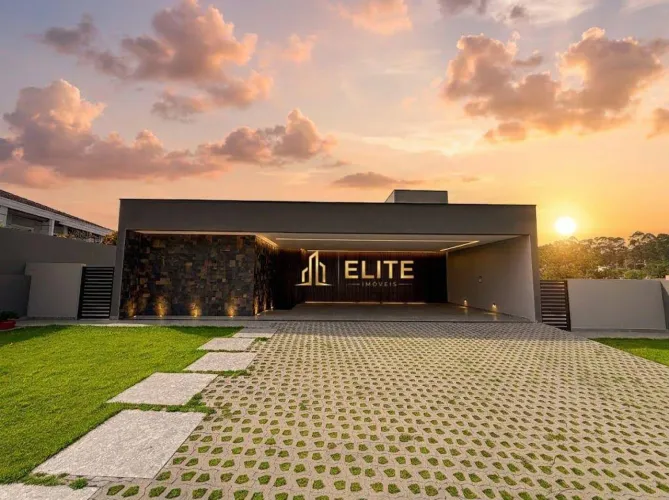 Casa com 3 suítes à venda no Residencial Santa Bárbara, em Jambeiro/SP 253 m²