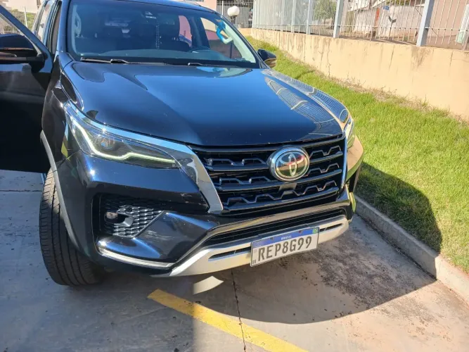 Toyota Hilux SW4 SRX 4X4 2.8 TDI 16V Dies. Aut. 2021