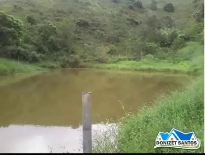 Sítio de 63,7 hectares em Taubaté a 8,5 Km do Quiririm e a 3 km do asfalto