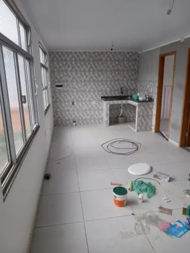 Alugo casa