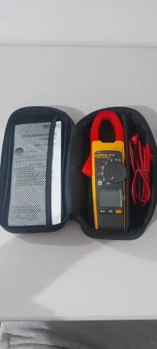Alicate Amperímetro Fluke 375FC