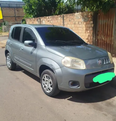 Fiat Uno Attractive 1.4 EVO Fire Flex 8V 4P 2011