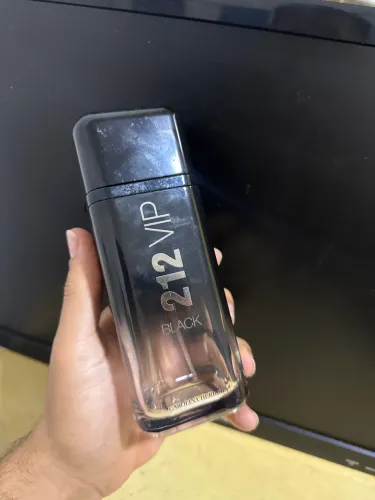 Frasco 212 VIP BLACK 