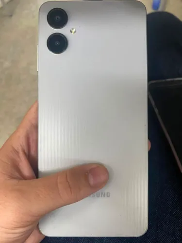 Celular Samsung semi-novo A06s 5g