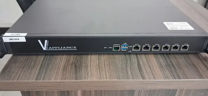 FIREWALL RACK 1U FW-1000 i7-8550U AES-NI 16GB RAM 256GB SSD 6 LAN GIGABIT