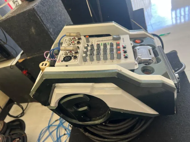 Rack móvel completo para som automotivo 