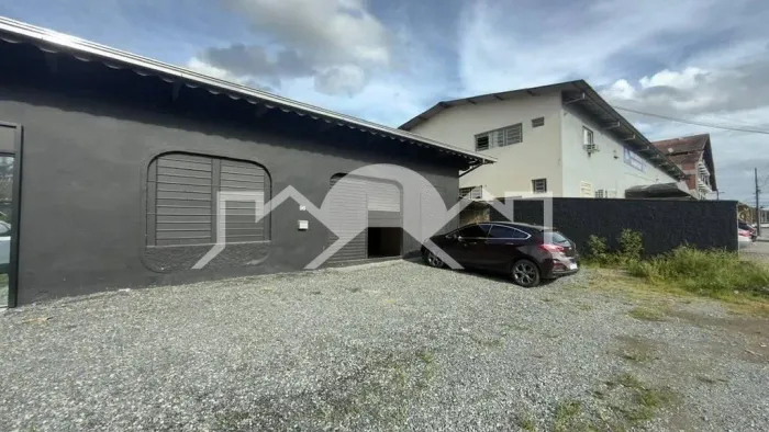 Galpão com 110 m² no Boehmerwald