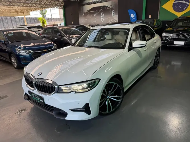 BMW 320I A Modern/sport TB 2.0/a.flex 16V 4P 2021