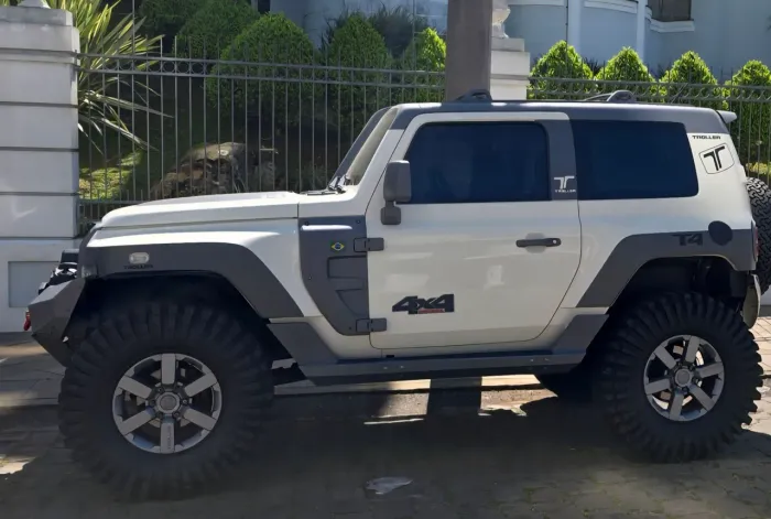 Troller T-4 4X4 3.2 20V TDI Cap. Rígida Diesel 2015