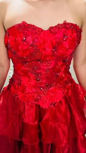 Lindo vestido debutante 3 em 1