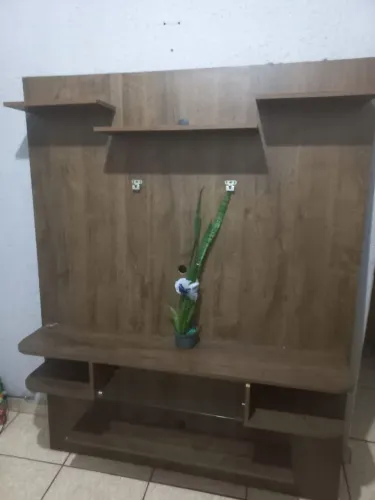 Painel/rack suspenso para tv 60 polegadas 