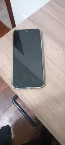 TECNO SPARK 30C COM DEFEITO NA TELA