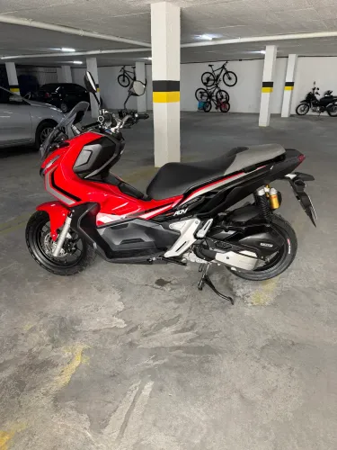 Honda ADV para pessoas exigentes