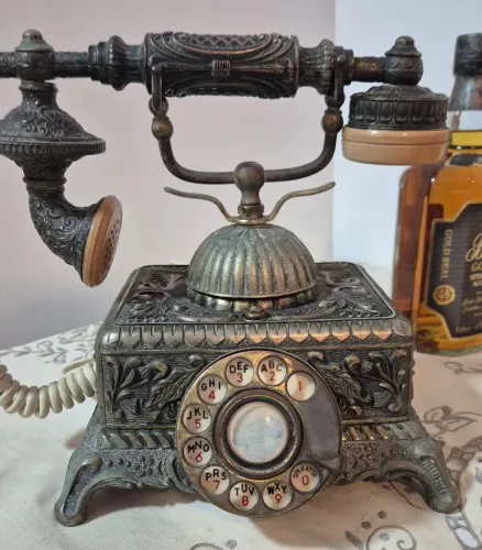 Telefone de disco modelo Imperial 1978.