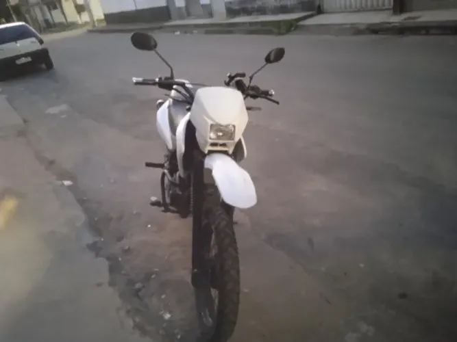 Bros 125 ES (Partida elétrica)