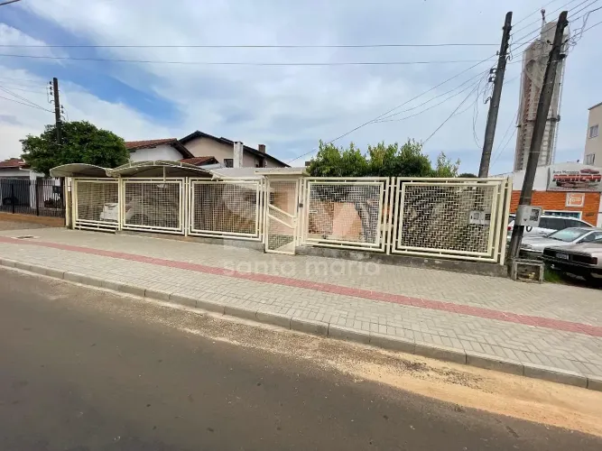 Casa para Locação 4 Quartos, 1 Suite, 2 Vagas, 450M², São Cristóvão, Chapecó - SC