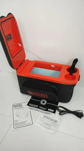 Mini Geladeira e Aquecedor Portátil Termoelétrica de 12V