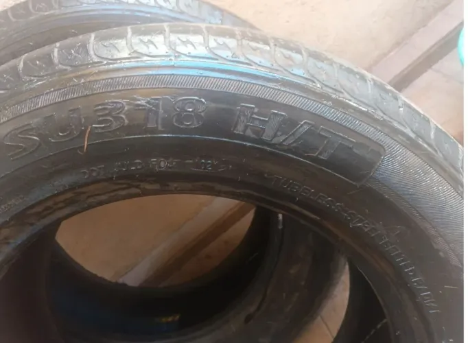 Pneu 225/ 65