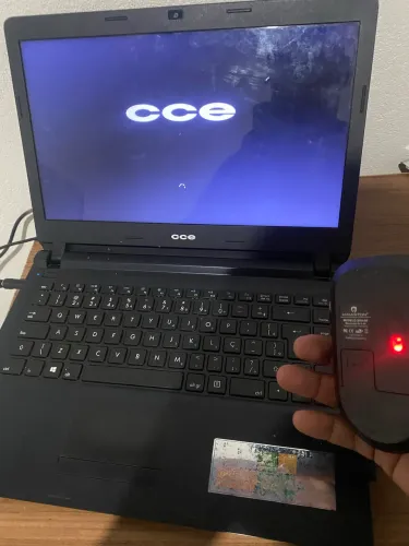 Vendo notebook cce
