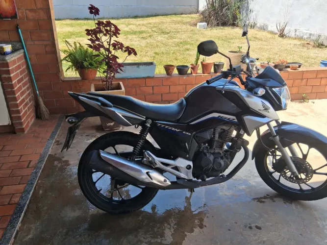 Vendo Titan 160