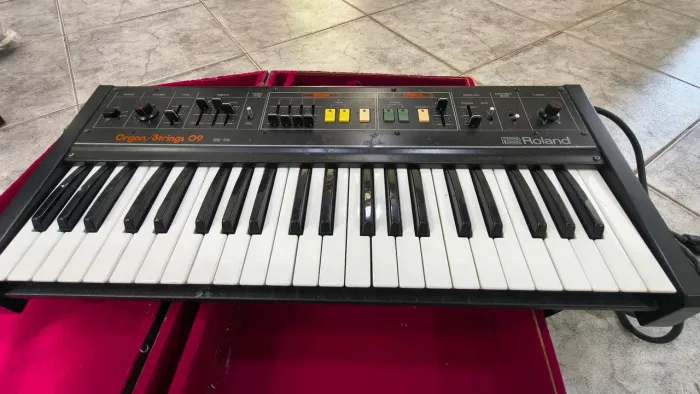 Teclado Roland RS-09 - Organ/Strings 09