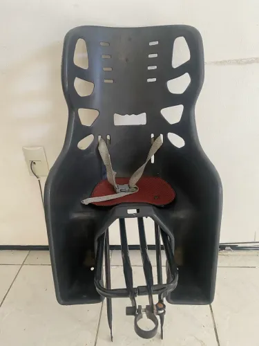 Vendo cadeira para bicicleta acompanha garupa