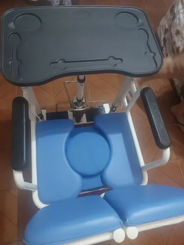 Vendo cadeira de transferência nova sem uso