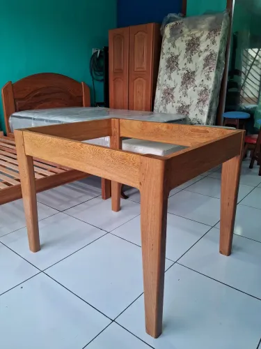 Base de madeira - mesa