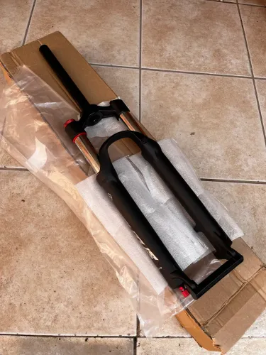 suspensão Absolute Brutus DJ Pro hidráulica 26?