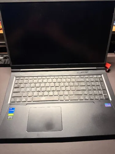 Notebook Gamer Avell C62 MOB i7-11800H RTX 3050 32GB RAM SSD 2TB Tela 17,3 120Hz