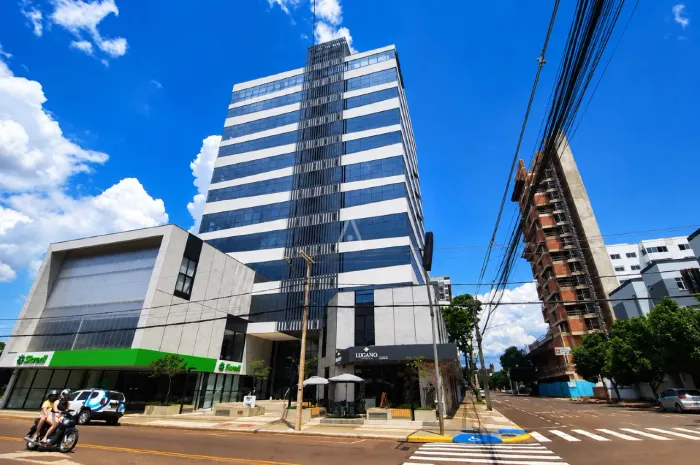 Sala Comercial para aluguel no Bairro CENTRO em TOLEDO por R$ 3.500,00