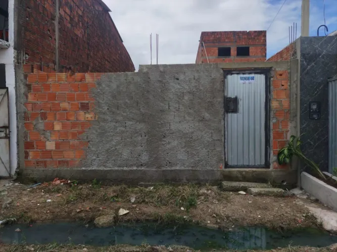 Terreno já murado