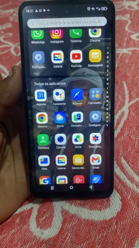 Celular à venda 