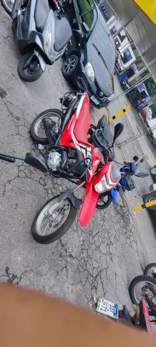 HONDA NXR BROS 160 VERMELHA 2021 Shalon veículos Cariacica
