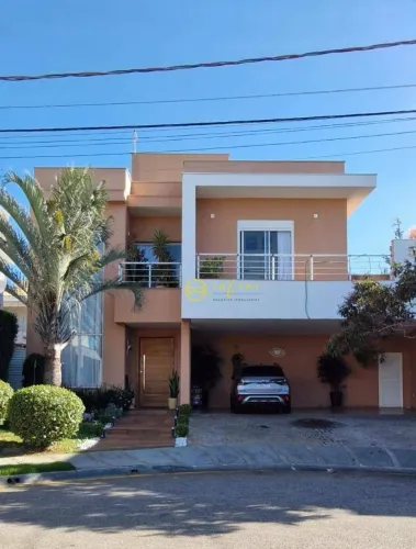 Casa de Condomínio com 3 Quartos, sendo 1 Suíte à venda, 261 m² por R$ 1.860.000 - Condomí