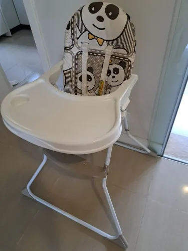Vendo cadeirão alimentação bebê marca Galzerano