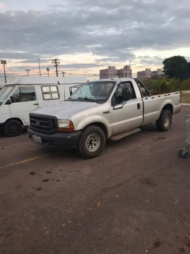 Ford F-350 3.9 Cummins Turbo Diesel Mec. 2005