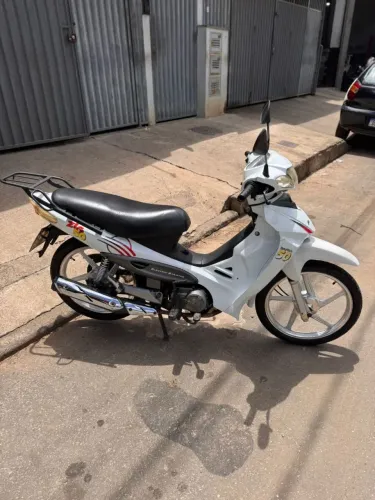Vendo Dafra zig 