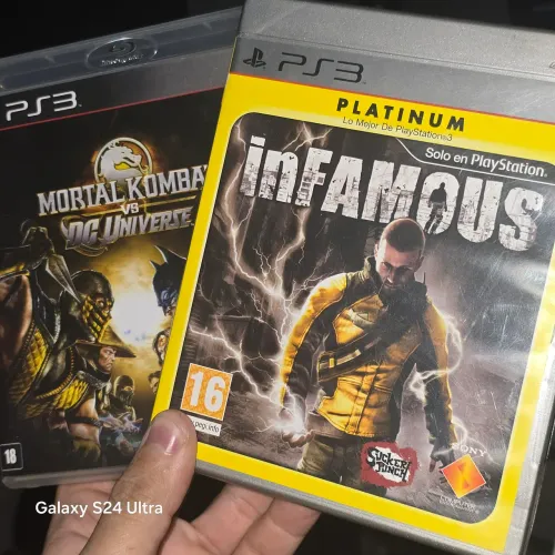 infamous e mortal kombat vs dc